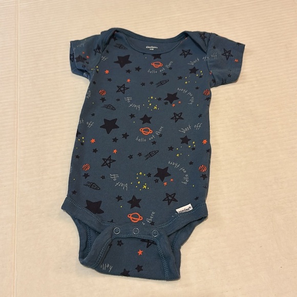 Gerber Baby Onesie Bodysuits set of age 6-9 months - Picture 8 of 14